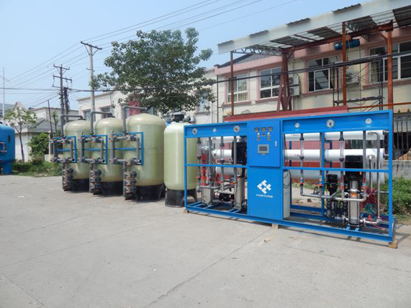 热电厂：45T/H软化水+5T/H二级RO+EDI高纯水
