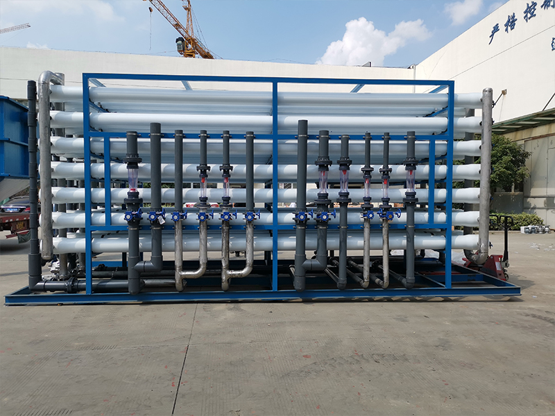 新材料行业：250T/H一级RO纯水设备